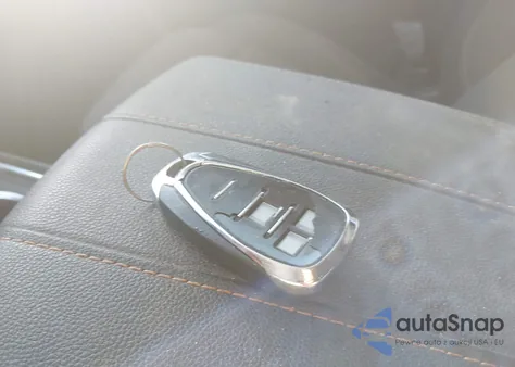 2019 Chevrolet Traverse 1Lt z USA, uszkodzony, nr VIN 1GNERGKWXKJ210339